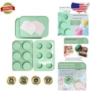 The Original CakePuck Bundle – BPA Free Silicone Mold Set, Trays & Scrapers