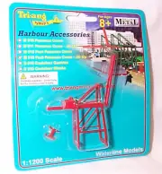 Triang Ships 1-1200 M913 Post Panamax Container Crane Red New on Carded Pack