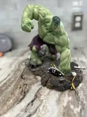 INCREDIBLE HULK Statue 2003 - Diamond Select MARVEL MILESTONES 508/2500 564/2500