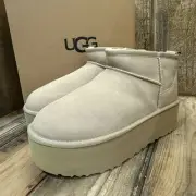 UGG CLASSIC ULTRA MINI PLATFORM BOOT WOMENS US 8 SUEDE / WOOL ~ SAND