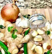 B-Rad Garlic Twister Grinder & Ginger, Herb, Nuts/More CLEAR Manual Kitchen Tool
