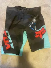 Brand New-Fox Racing Livewire Short Black Camo-Size 32 W/Detachable Liner