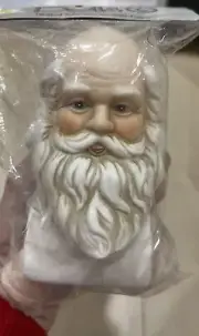 Porcelain Santa Clause Head and Hands Mangelsen's Doll Supplies 1993 (4 1/4in)