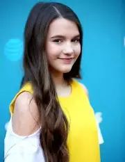 Chloe East 8.5 x 11 Candid Color Photograph Art Print Photo Picture