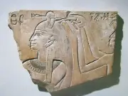 Postcard -The Art of Egypt - Royal Hairdressing Scene Painted Limestone Tomb