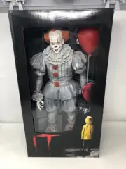 NECA IT 2017: Pennywise 1:4 Scale Action Figure