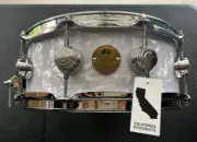 DW 5" x14" Jazz Series Maple/Gum Snare Drum - Classic marine w/ Chrome Hardware