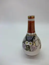 在飛比找Yahoo奇摩拍賣-7-11運費0元優惠優惠-九谷燒擺件花瓶手繪花團平安結得利酒壺