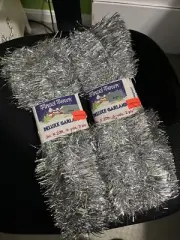 2 VTG CHRISTMAS SILVER TINSEL GARLAND DELUXE TINSEL TOWN NEW USA RHODE ISLAND