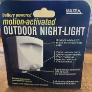 Motion-Activated Outdoor Night Light MAXSA Innovations 40341 Battery-Powered-New