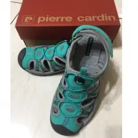 在飛比找蝦皮購物優惠-Pierre cardin 防滑溯溪鞋/涼鞋/洞洞鞋—38號