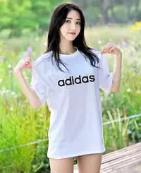 在飛比找Yahoo!奇摩拍賣優惠-Adidas愛迪達女生短袖 休閒女t恤中長款  字母印花短袖