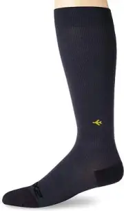 2XU 288196 Ultra Light Flight Compression Socks Titanium Medium M6-8, W7.5-9.5