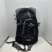 TETON Sports Oasis Hydration Backpack - 2L Bladder With Raincover 18.5"x10"x7"