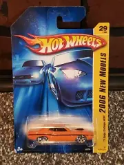 Hot Wheels 2006 New Models Series '70 Dodge Challenger HEMI Orange