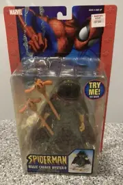 Spider-Man Magic Change Mysterio Action Figure w/Light Up Helmet Missile Firing