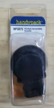 Standard Handypack Front Parking Light Bulb Socket