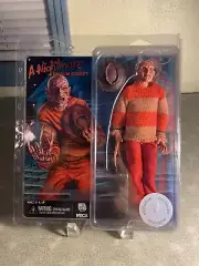 New A Nightmare on Elm Street NECA Clothed Figure Freddy Krueger Video Game 8bit