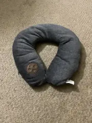 Hammacher Schlemmer Wearable Comfort, Bluetooth Travel Neck Pillow Speaker