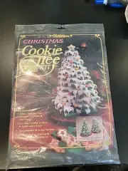 Vintage Wilton Cookie Cutter Christmas Tree Tower Kit 10 Cutters NEW!