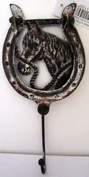 ANTIQUE LOOK RUSTIC HORSESHOE SHAPED DOOR KNOCKER WITH HANGING HOOK & HORSE HEAD
