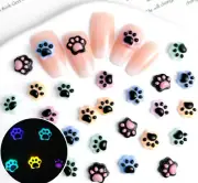 10pcs Random Glow In Dark Cat Dog Claw Print Nail Art Jewelry Décor NH25