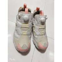 在飛比找蝦皮購物優惠-Reebok pump 羊年限定款 穿三次 24公分 便宜賣