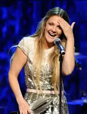 Actress Drew Barrymore accepts the 2010 Vanguard Award onstage at - Old Photo 6