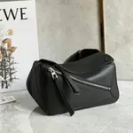 免運 99新 二手 LOEWE PUZZLE 腰包/胸包 柔軟粒面牛皮 肩背包/斜挎包 男士免運包包