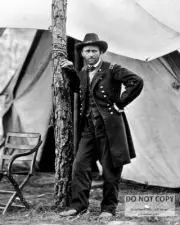 ULYSSES S. GRANT CIVIL WAR GENERAL - 8X10 PHOTO (SP-570)