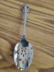 Oneida RAPHAEL Pierced Serving Spoon 8 1/2" Deluxe Stainless Flatware NEW