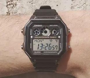 南◇現 CASIO 手錶 軍用錶 AE-1300 10年電力 黑桃紅黃藍銀色 世界時間 電子錶 卡西歐 防水