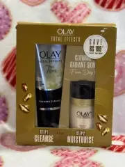 NIB Olay 7 In One Total Effects Boxed Set Cleanse & Moisturize