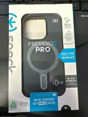 Speck Presidio2 Pro ClickLock Case with Magsafe for Apple iPhone 15 Pro charcoal