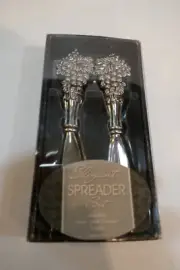 Vintage Bunch of Grapes Cheese Spreader Jam Butter Spreaders Cream