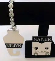 Vtg Napier Stretch Bracelet & Clip On Earrings Silver Tone With Green New