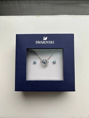 New SWAROVSKI Blue Crystal Set Stud + Necklace 5604205