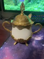 Luxury porcelain sugar container - with spoon - made in turkey