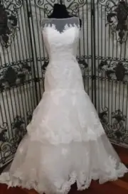 ALFRED ANGELO SAPPHIRE White wedding dress Style 885 sz 6 NWT Beautiful dress❤️