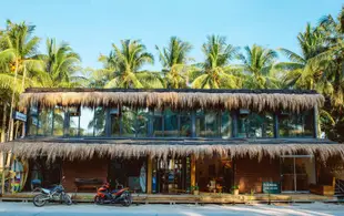 錫亞高小憩旅館Little Nap Inn Siargao