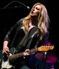 Clare Dunn at The Fillmore Detroit on November 28 in Detroit Mic- 2014 Photo 49