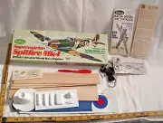 GUILLOWS SUPERMARINE SPITFIRE WWII GAS BALSA AIRPLANE MODEL KIT BOXED