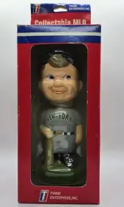VINTAGE NOS NEW YORK YANKEES MLB TWINS ENTERPRISES BOBBLE HEAD TEI AWAY JERSEY