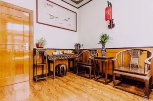 青島秀峯商務酒店Xiufeng Business Hotel