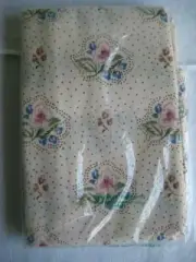 VTG Pillowcases West Point Pepperell Floral Multicolor Cotton Blend USA 70s
