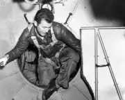 CHUCK YEAGER IN B-29 ENTERING THE BELL X-1 8x10 GLOSSY PHOTO PRINT