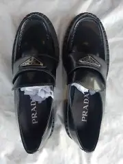 Prada Logo Triangle Spazzolato Leather Loafers BLACK Sz 41 IT | 11 US