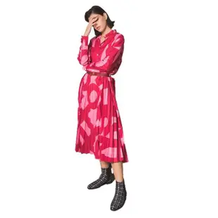 【Who Cares】時尚印花設計綁帶壓褶襯衫長洋裝(粉色)