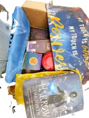 Owlcrate Bookish Box Of Collectables ± Harrow The Ninth by Tamsyn Muir-hardcover