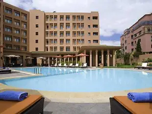 諾富特飯店 - 馬拉喀什海文奈奇Novotel Marrakech Hivernage